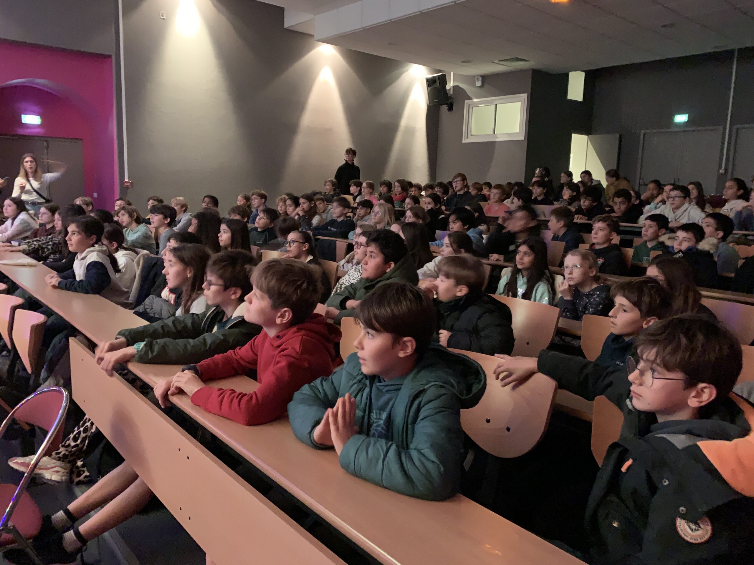 Niveau 6 me Sensibilisation Au Harc lement Scolaire Coll ge Saint Louis